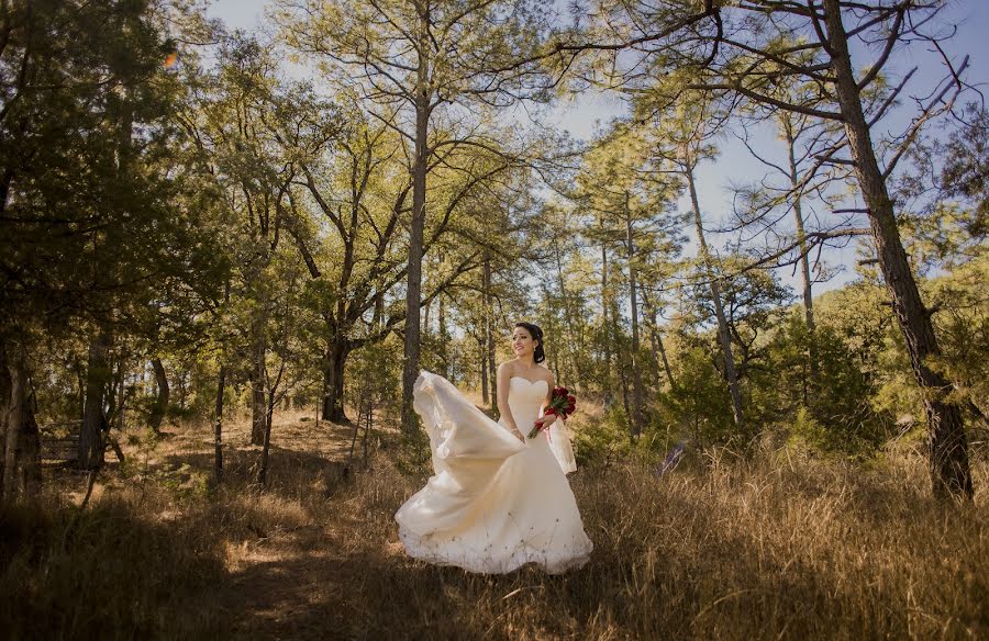 Wedding photographer Hector León (hectorleonfotog). Photo of 3 March 2015