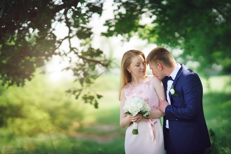 Wedding photographer Elena Serdyukova (elenaserdyukova). Photo of 18 June 2014