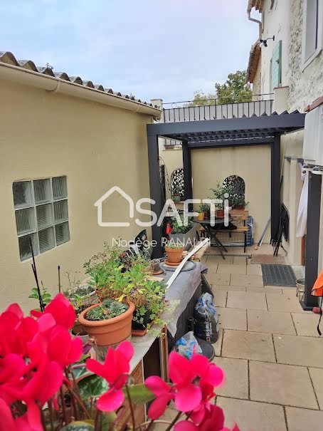 Vente maison 4 pièces 87 m² à Saint-Julien (83560), 158 000 €