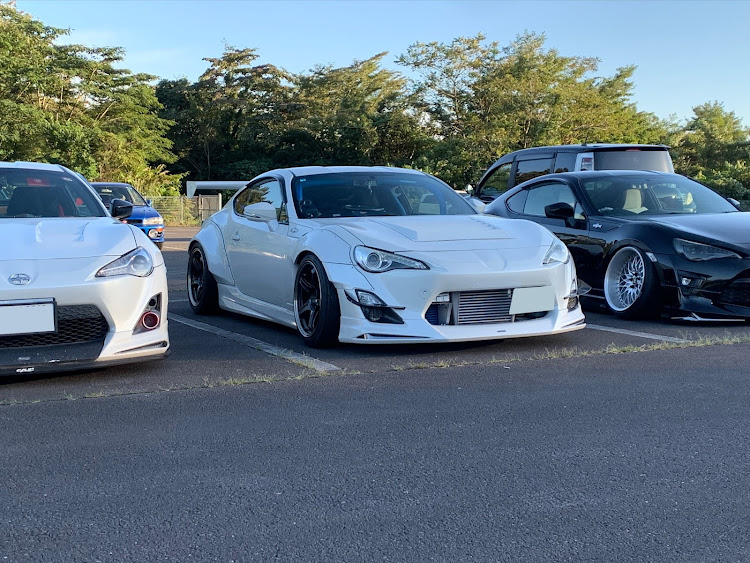 86の86style with BRZ・86スタイル・86style・86 ZN6・ロケットバニー86に関するカスタム事例の投稿画像24枚目