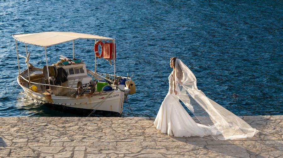 Hochzeitsfotograf Kostas Sinis (sinis). Foto vom 23. September 2022