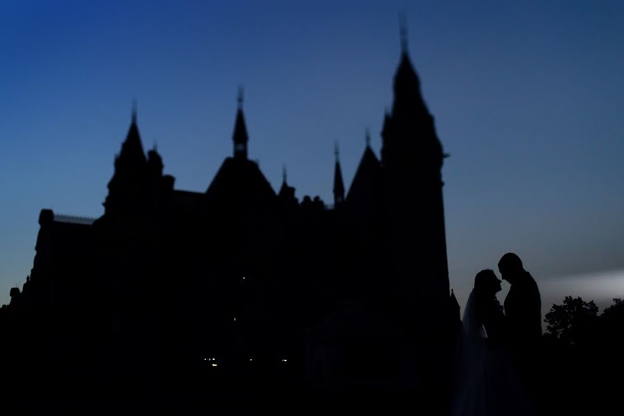 Fotógrafo de bodas Aleksandr Rostov (alexrostov). Foto del 15 de abril 2019