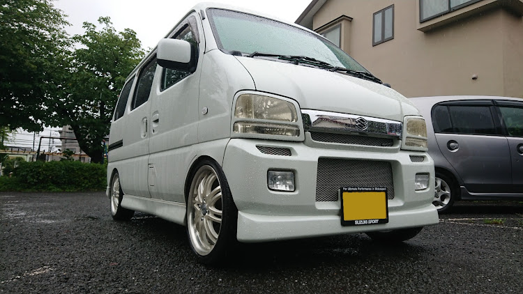 エブリイワゴンの車高調整・目指せ純ベタに関するカスタム事例の投稿画像1枚目
