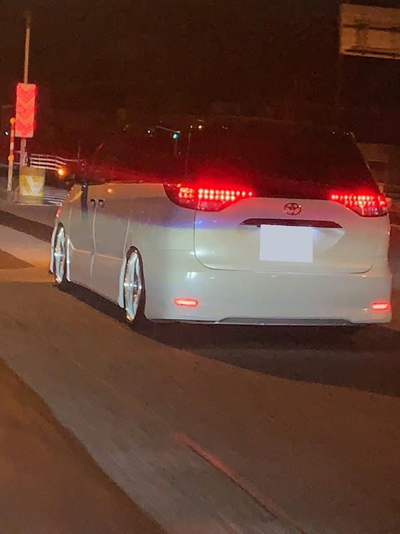 エスティマのエスティマ・ドライブ・新潟に関するカスタム事例の投稿画像3枚目