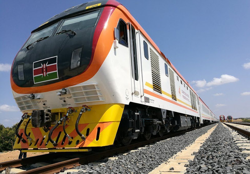 Heavy rains force Kenya Railways to suspend all commuter train services