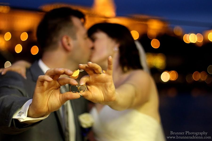 Fotógrafo de casamento Adrienn Brunner (brunner). Foto de 3 de março 2019