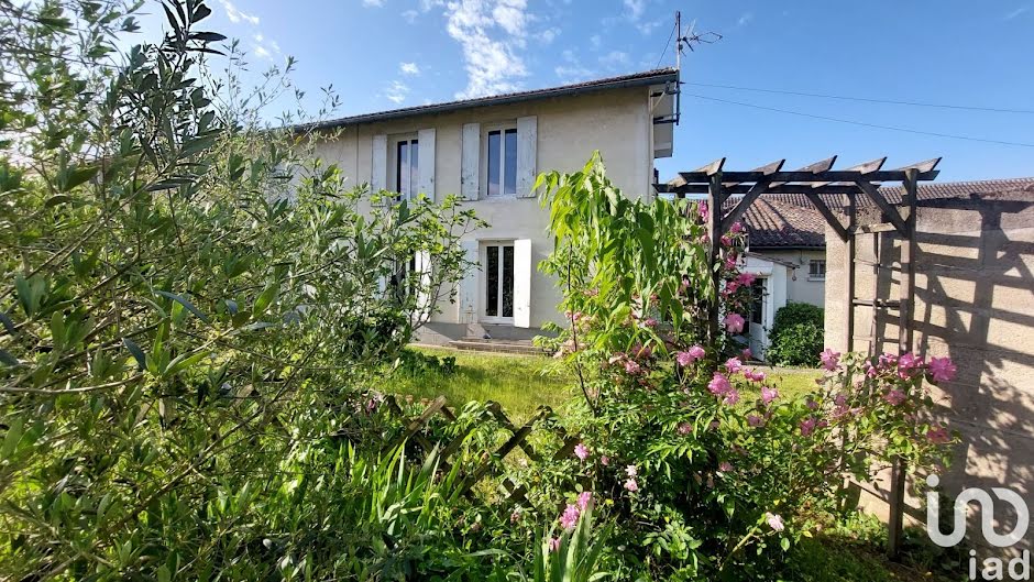 Vente maison 5 pièces 135 m² à Castillon-la-Bataille (33350), 187 000 €