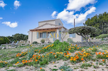 propriété à Saint-Saturnin-lès-Apt (84)