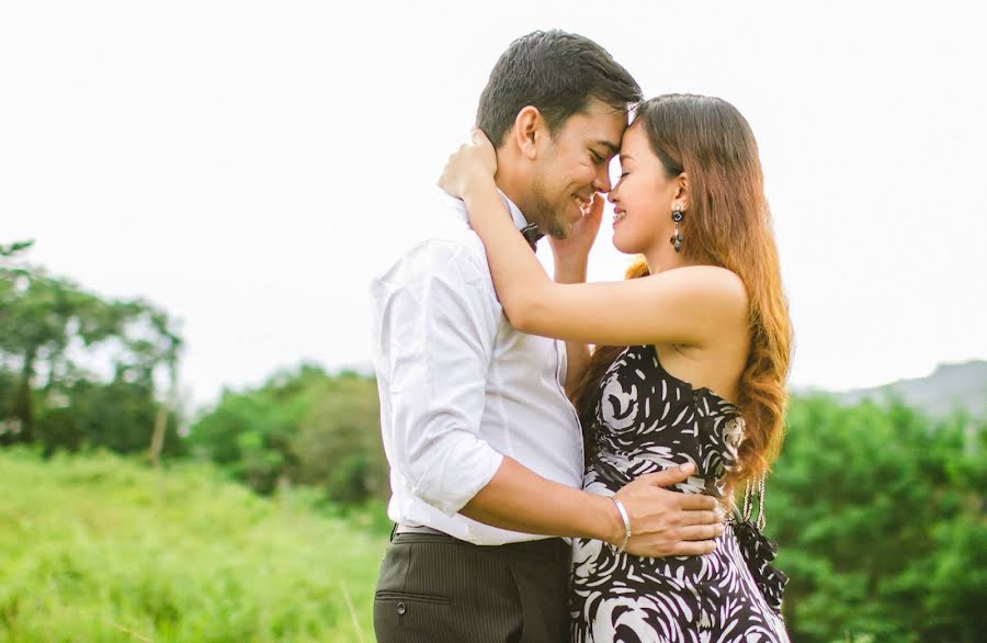 Fotografo di matrimoni Alain Arnado (alainarnadophoto). Foto del 30 gennaio 2019