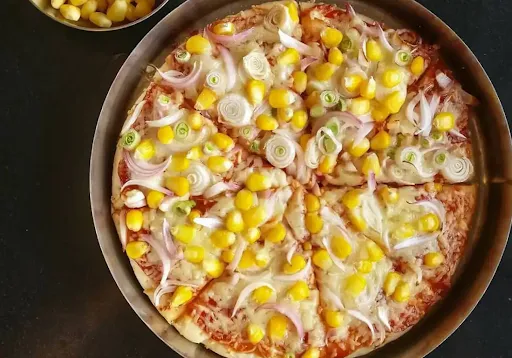 Onion And Golden Corn Pizza