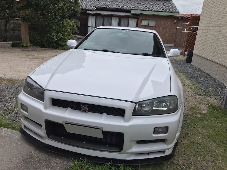 スカイライン GT-RのBNR34・ドライブ・大山・毎日がラストランに関するカスタム事例の投稿画像1枚目