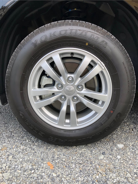 デリカD:5のみんなでつくろうホイール図鑑・三菱 デリカD:5 CV1W・RAYS A･LAP07X 鍛造ホイール・日産 マーチ K13改・マーチNISMOＳ純正ホイールに関するカスタム事例の投稿画像5枚目