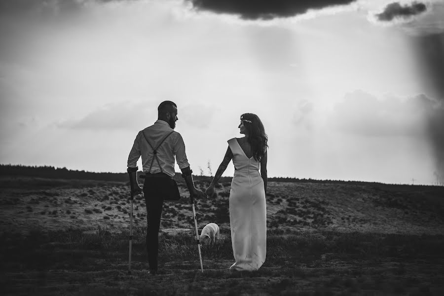 Wedding photographer Patryk Pawlowski (pawfoto). Photo of 24 September 2018