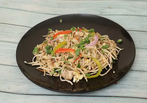 Chicken Hakka Noodles