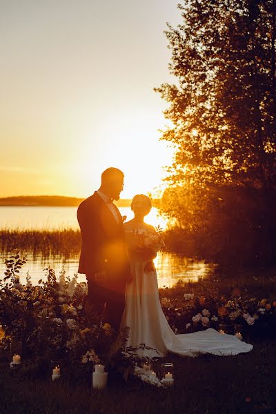 Fotografo di matrimoni Tatyana Selezneva (tanyaselezneva). Foto del 10 aprile 2023