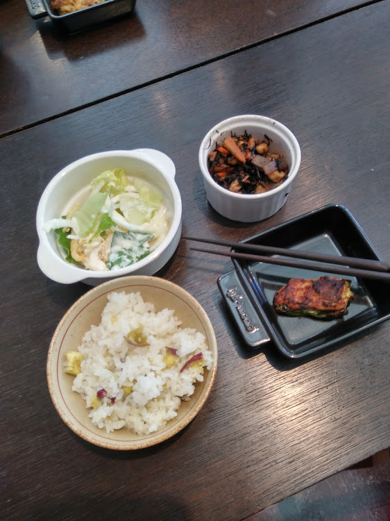 愛車居酒屋🏮とっつぁん亭さんが投稿したとっつぁんモゲモゲタイムに関するカスタム事例の投稿画像2枚目