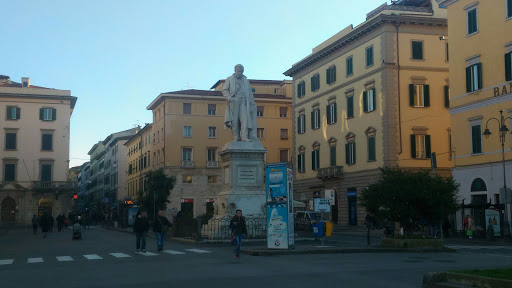 Piazza Cavour