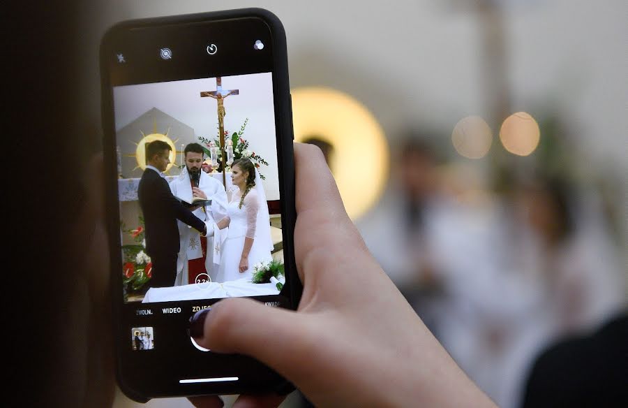 Fotografo di matrimoni Darek Majewski (majew). Foto del 12 maggio 2019