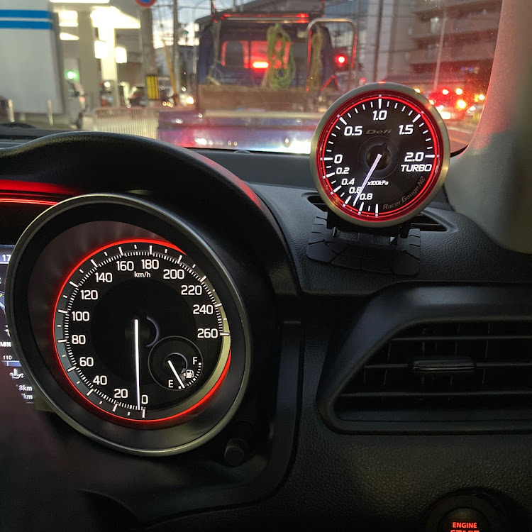 スイフトのブースト計・defi・Racer Gauge N2に関するカスタム事例｜車