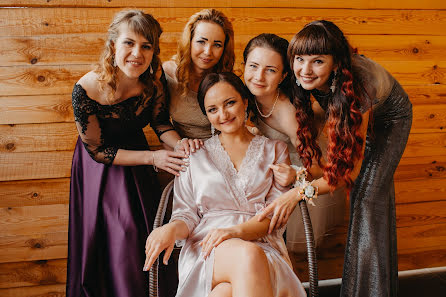 Fotógrafo de casamento Aleksey Denisov (denisovstudio). Foto de 9 de fevereiro 2019