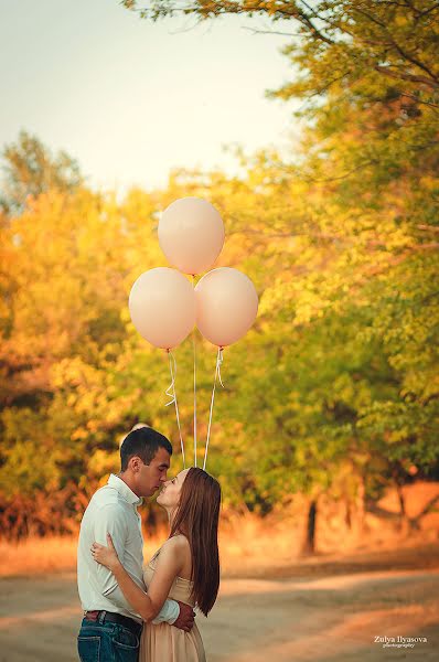 Fotógrafo de bodas Zulya Ilyasova (fotozu). Foto del 26 de octubre 2015