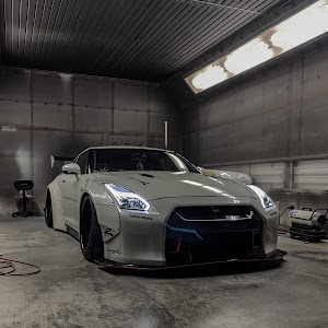 NISSAN GT-R R35