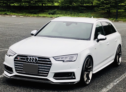 S4 アバント 8wcwgfの愛車紹介 タイヤ交換 ホイール交換に関するカスタム メンテナンスの投稿画像 車のカスタム情報はcartune