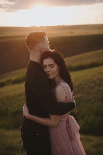 Fotógrafo de bodas Nadya Denisova (denisova). Foto del 10 de junio 2021