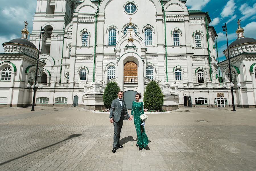 Hochzeitsfotograf Aleksandr Azarov (azarov). Foto vom 27. April 2022