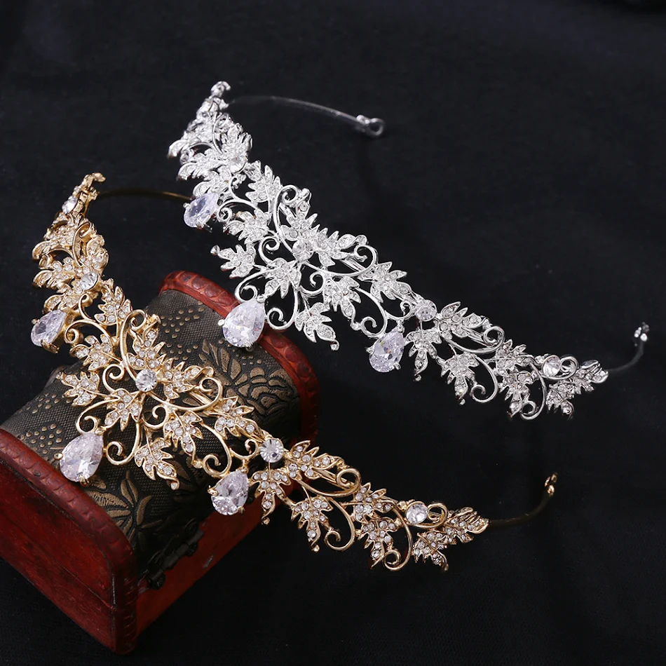Tiara de casamento folha com strass. Enfeite de cabelo elegante para noivas. Adicione brilho e sofisticação ao seu visual de casamento.