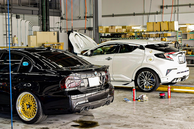 C-HRの𝓣𝓮𝓪𝓶'𝓼 𝓛𝓸𝔀𝓰𝓾𝓷・GW・ヒミツの工房🔧・真下から覗きこみ🤩・OMO７に関するカスタム事例の投稿画像7枚目