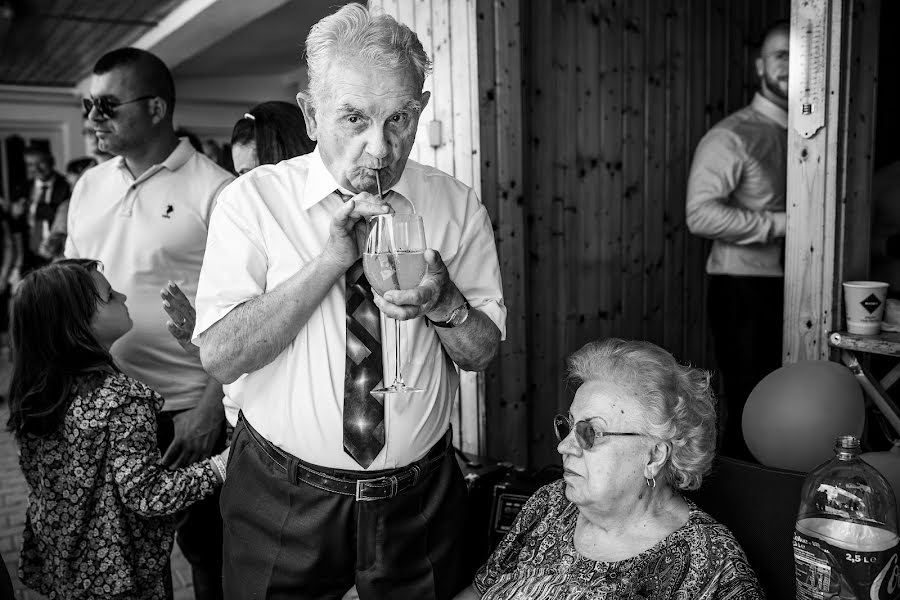 Fotografer pernikahan Florin Belega (belega). Foto tanggal 30 Mei 2022