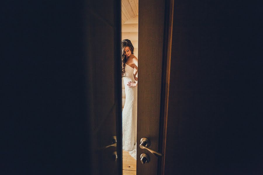 Wedding photographer Elli Fedoseeva (ellifed). Photo of 10 July 2014