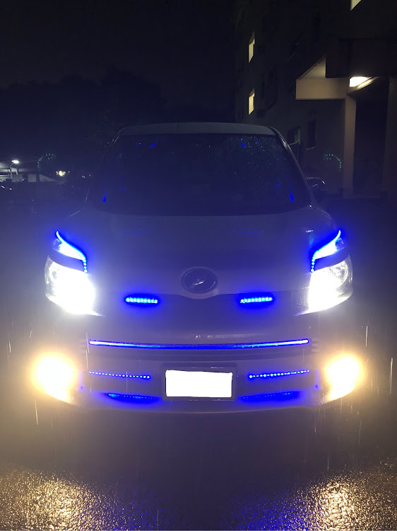 ヴォクシーの納車からの軌跡・DIYに関するカスタム事例の投稿画像1枚目