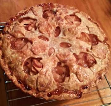 Now Mama, That’s an Apple Pie!