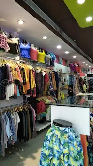 Satguru Cloth Shop photo 1