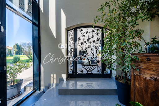 House with pool and terrace 5