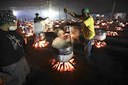 Volunteers cooked huge pots of food for people on the Cape Flats and in informal settlements in Cape Town. 