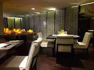 Aoki Japanese Cuisine - Hotel Gran Mahakam photo 3