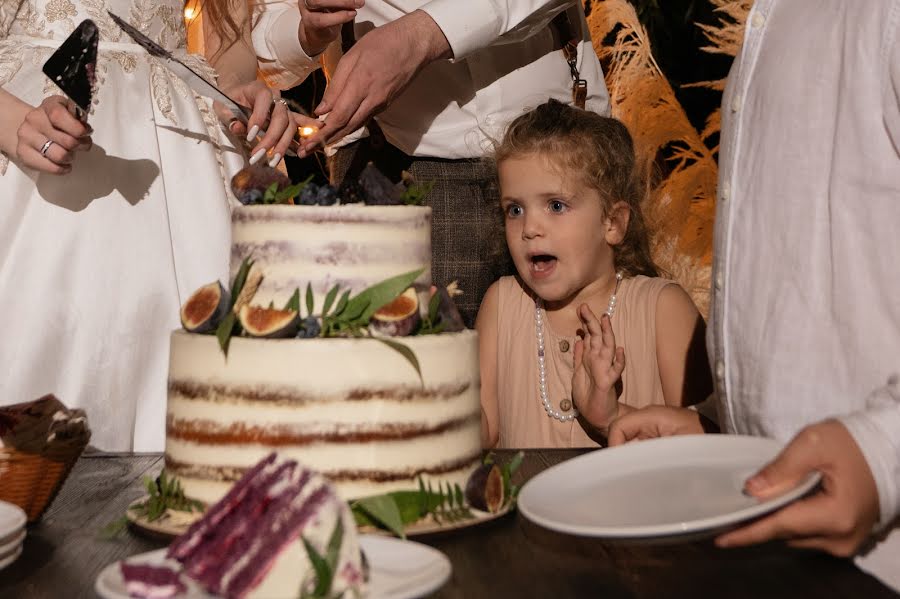 Fotógrafo de bodas Yuliya Kalinina (helloyulya). Foto del 7 de noviembre 2021