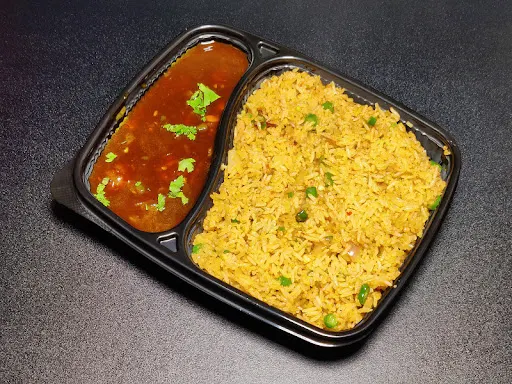 Chilli Garlic Rice With Veg Manchurian