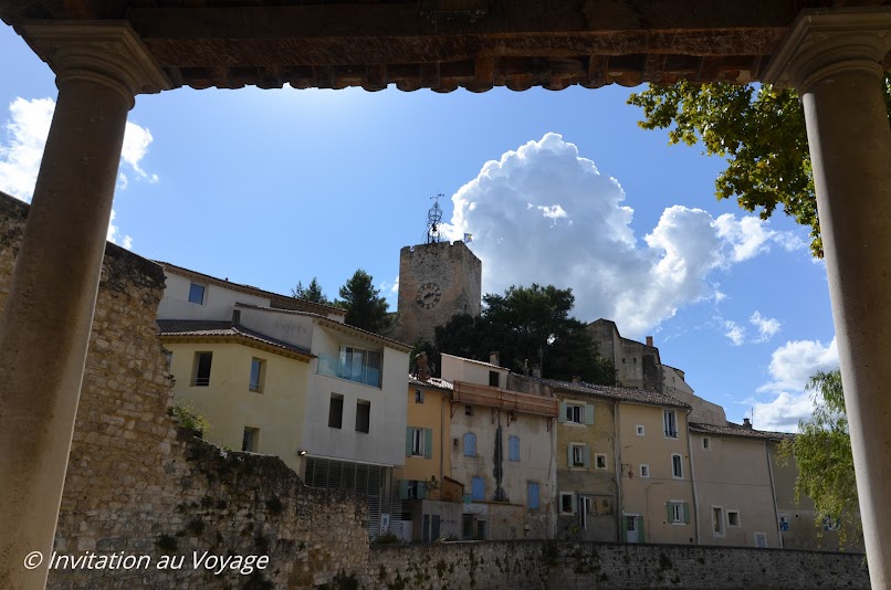 Pernes-les-fontaines, porte ND