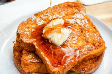 Pumpkin French Toast with Maple Butter