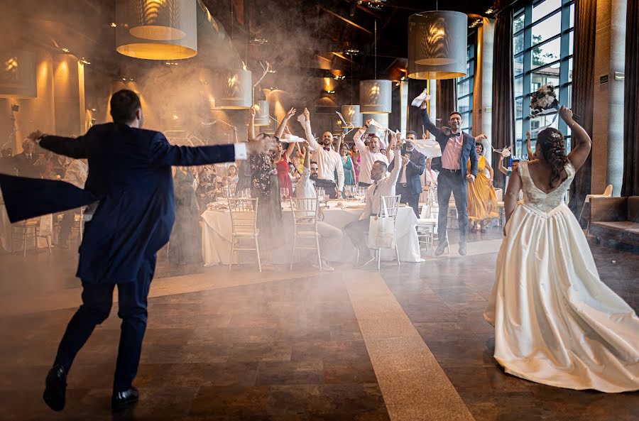 Fotógrafo de casamento Carina Rodríguez (altoenfoque). Foto de 20 de setembro 2023