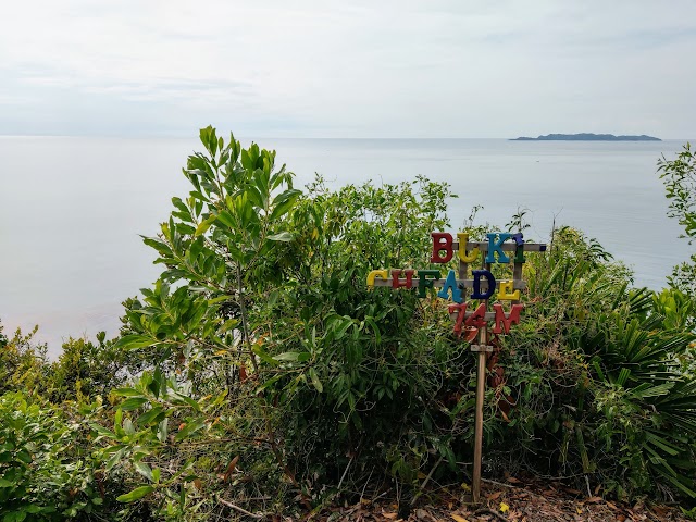 Bukit Chendering Kuala Terengganu peak