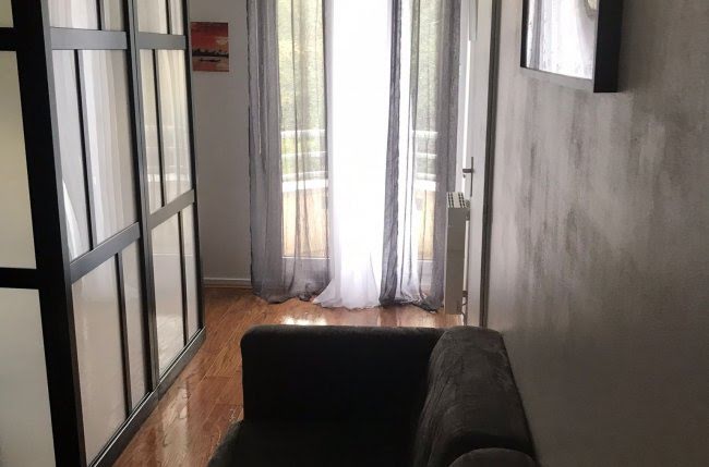 Location meublée appartement 1 pièce 31 m² à Guyancourt (78280), 1 490 €