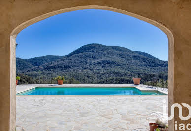 House with pool and terrace 5