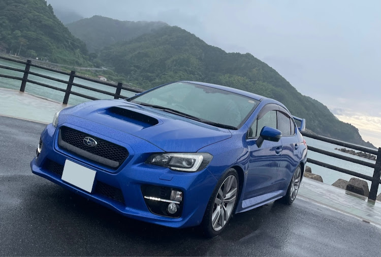 WRX S4のスポーツカー好きな人と繋がりたい・スバリストさんとも繋がりたい・斜め45度後方の美学・春イカエギング・梅雨明けに関するカスタム事例の投稿画像7枚目