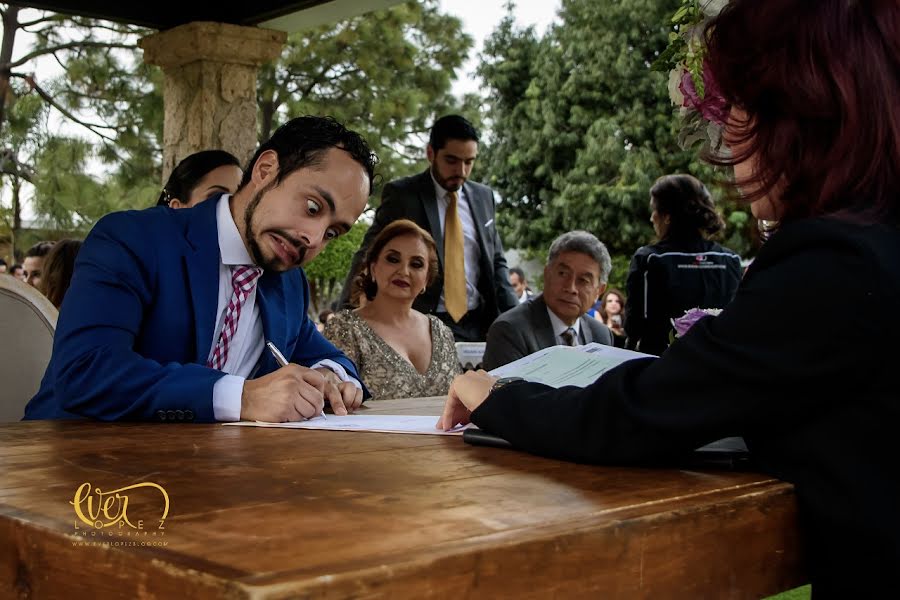 Fotografo di matrimoni Ever Lopez (everlopez). Foto del 31 marzo 2018