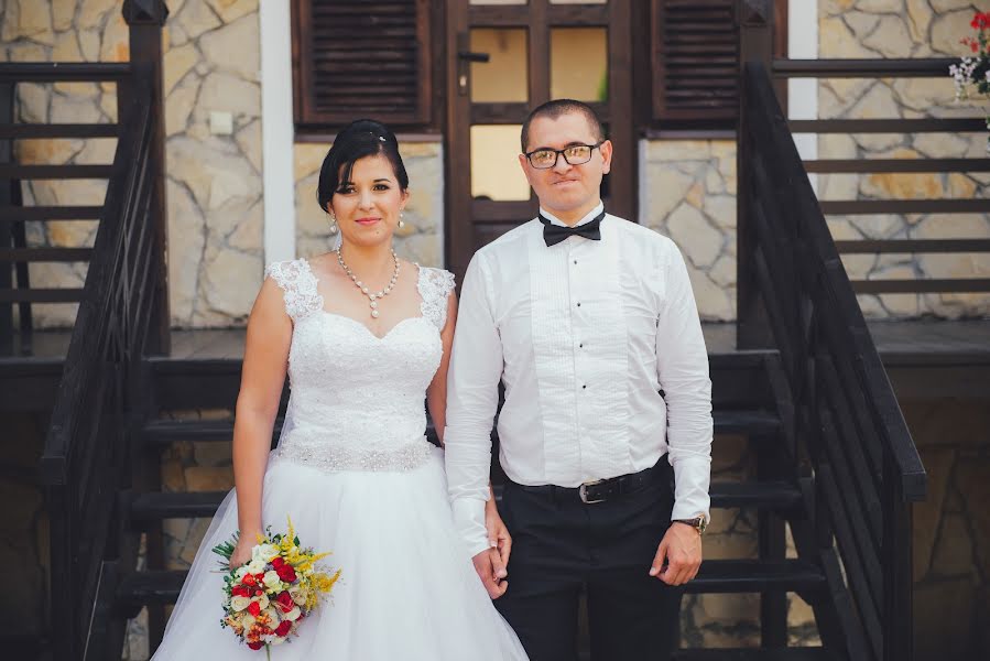 Wedding photographer Sergiu Golovatîi (serjcom1). Photo of 30 March 2017
